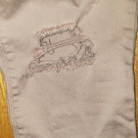 Express sweater & skinny ankle jeans - Picture 16 of 16